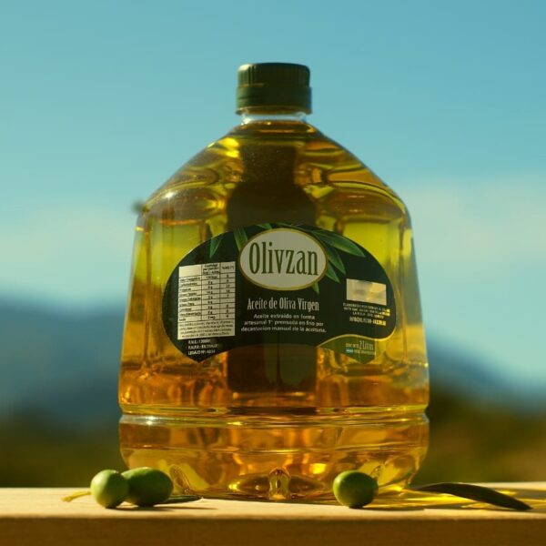Aceite de oliva Virgen Olivzan